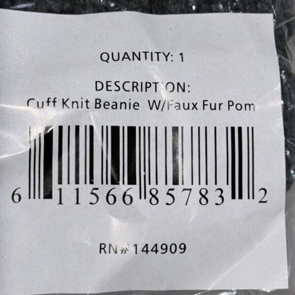 Foster Grant Sunglasses & Gray Cuff Knit Beanie With Faux Fur Pom - Picture 4 of 4